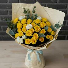 Букет цветов из:  Розы в Казанское Тюменская область