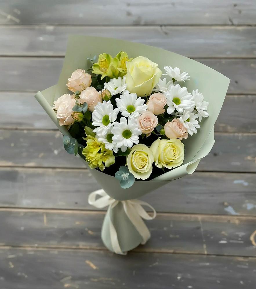 Букет цветов из: Альстромерии, Розы и Хризантемы в Казанское Тюменская область