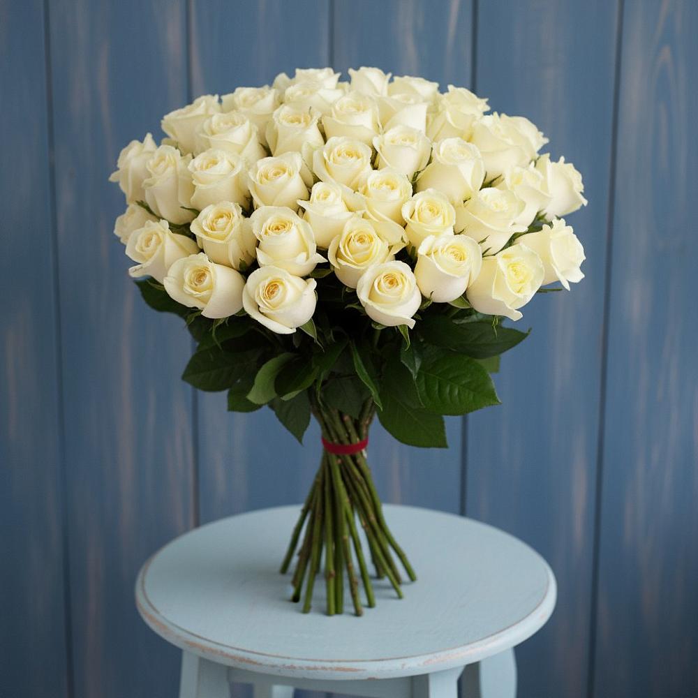 Букет 51 Белая роза Эдлесс Лав в Казанское Тюменская область