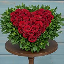 Цветочная композиция из Розы в виде сердца #REPLACE_PRED# Казанское Тюменская область