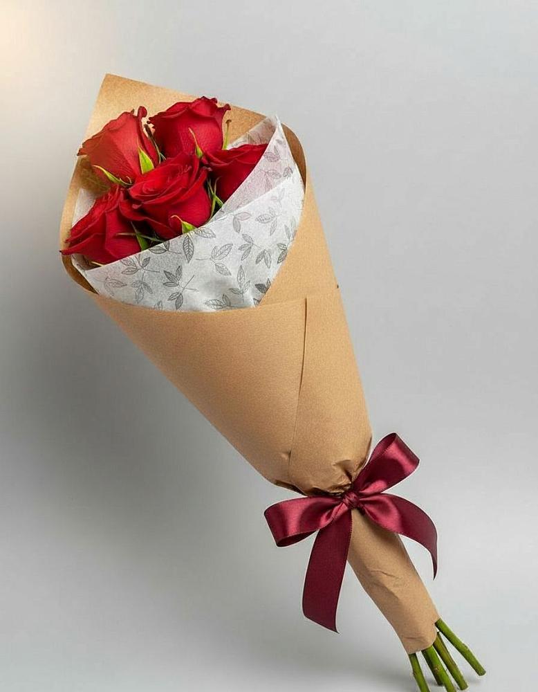 Букет цветов из: Розы в Казанское Тюменская область