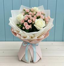 Букет цветов из:  Розы в Казанское Тюменская область