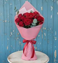 Букет цветов из:  Розы в Казанское Тюменская область