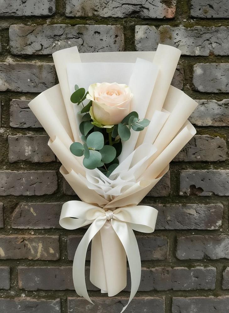 Букет цветов из: Розы в Казанское Тюменская область