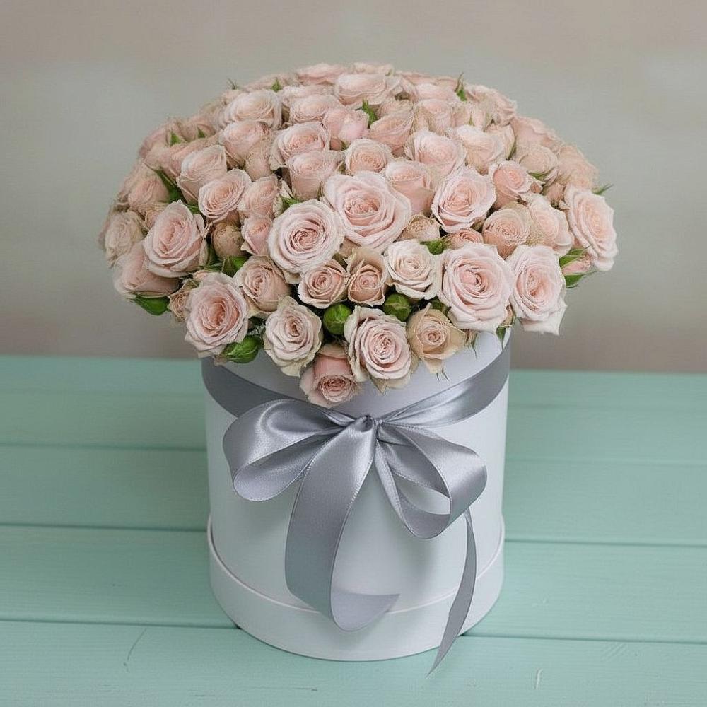 Цветочная композиция из Розы в шляпной коробке в Казанское Тюменская область